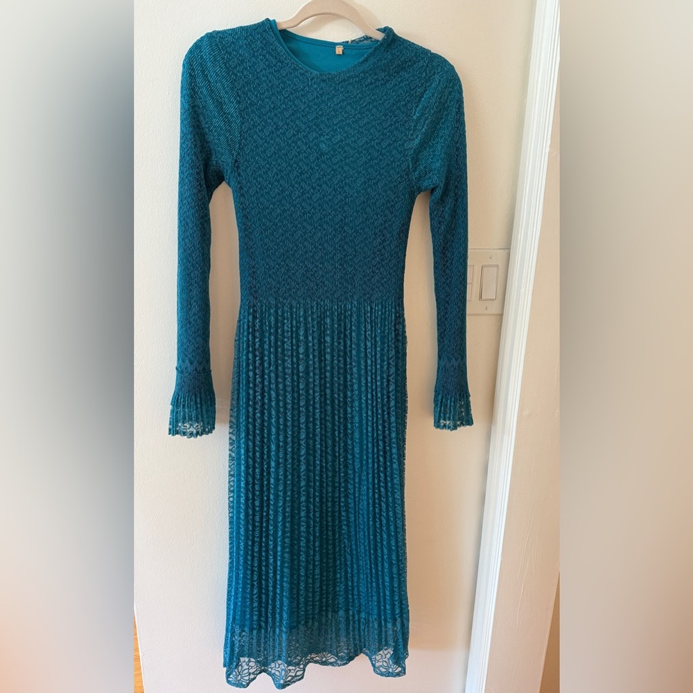 Teal Textured Knit Long-Sleeve Dress